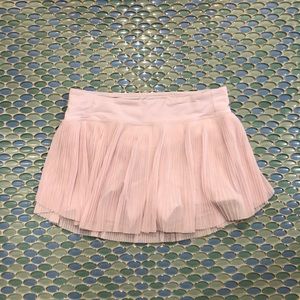 Lululemon sheer pleated tennis skort